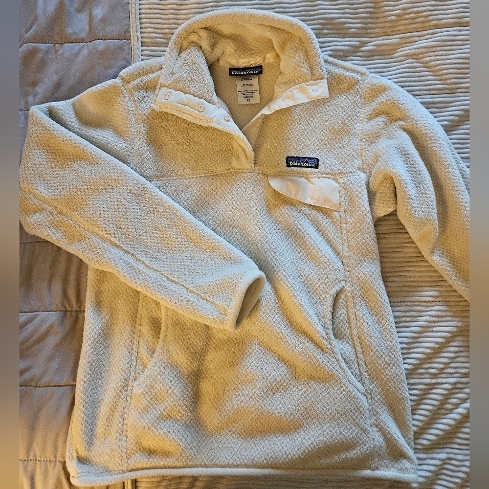 Patagonia Women's Cream Fleece Jacket Size XS